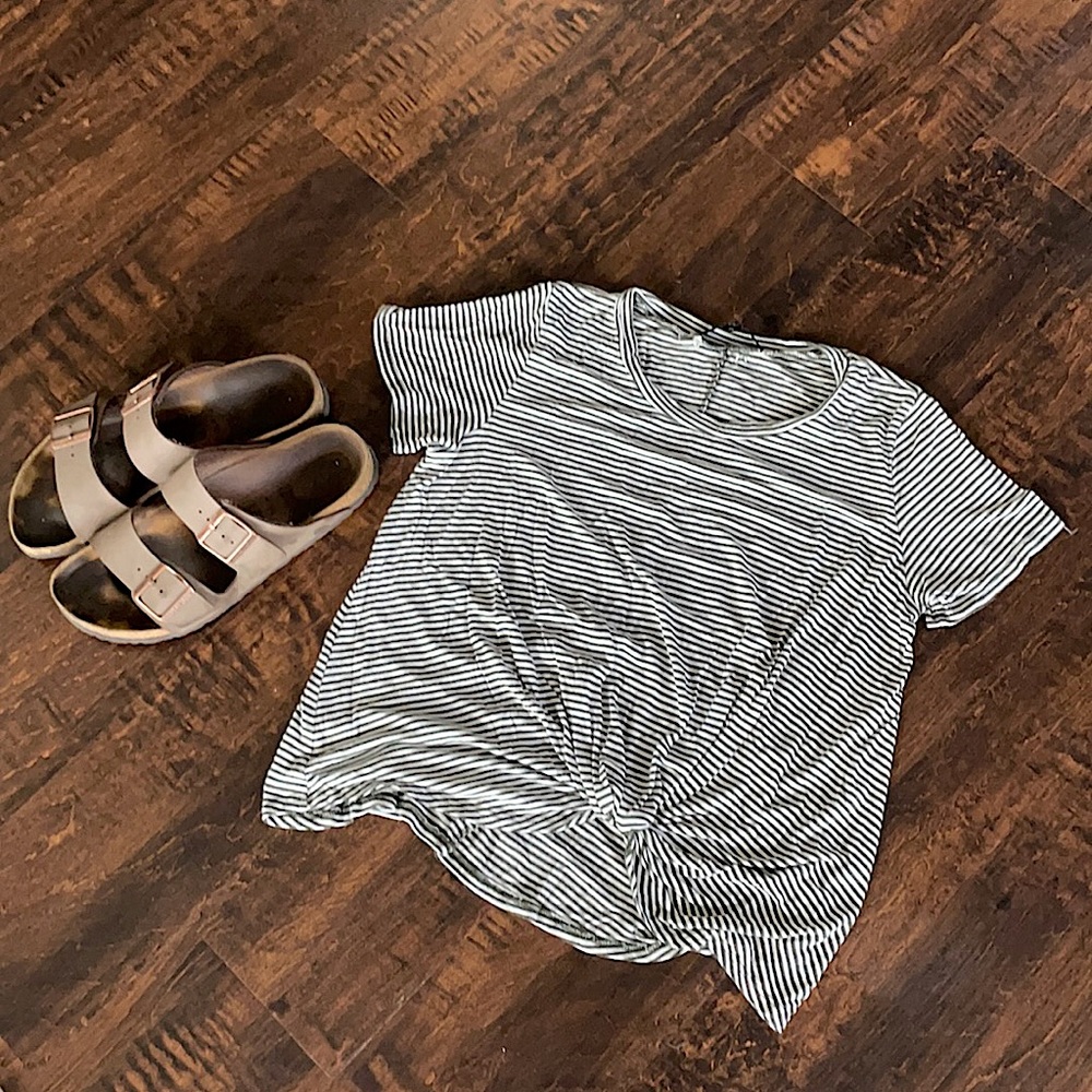 Flawless striped tee!